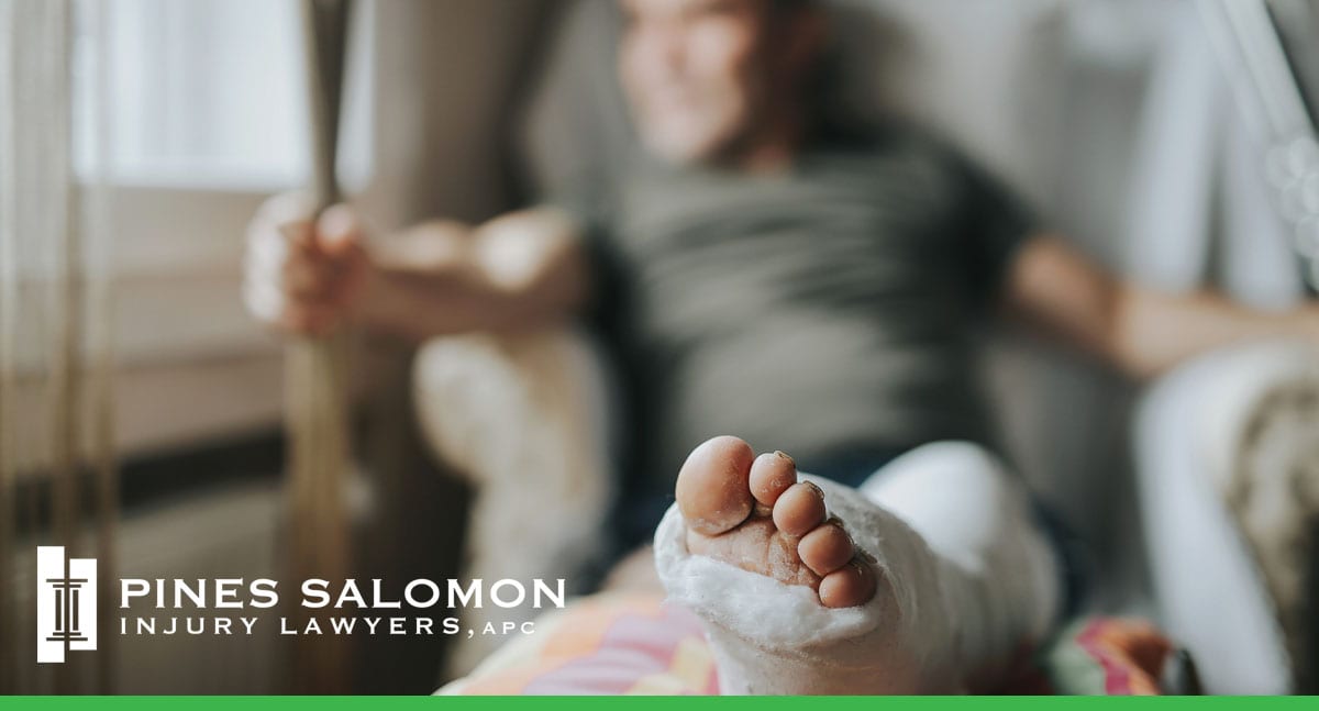 How Do Personal Injury Lawyers Work / What Do They Do?