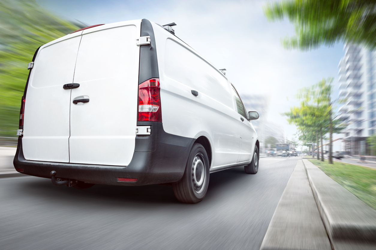 15-Passenger Van Safety Tips & Recommendations for Drivers